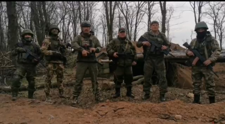 «Наше место - здесь». Военнослужащие ульяновского батальона «Свияга» сделали свой выбор. А какой выбор сделал ты?. «Наше место - здесь». Военнослужащие ульяновского батальона «Свияга» сделали свой выбор. А какой выбор сделал ты?.